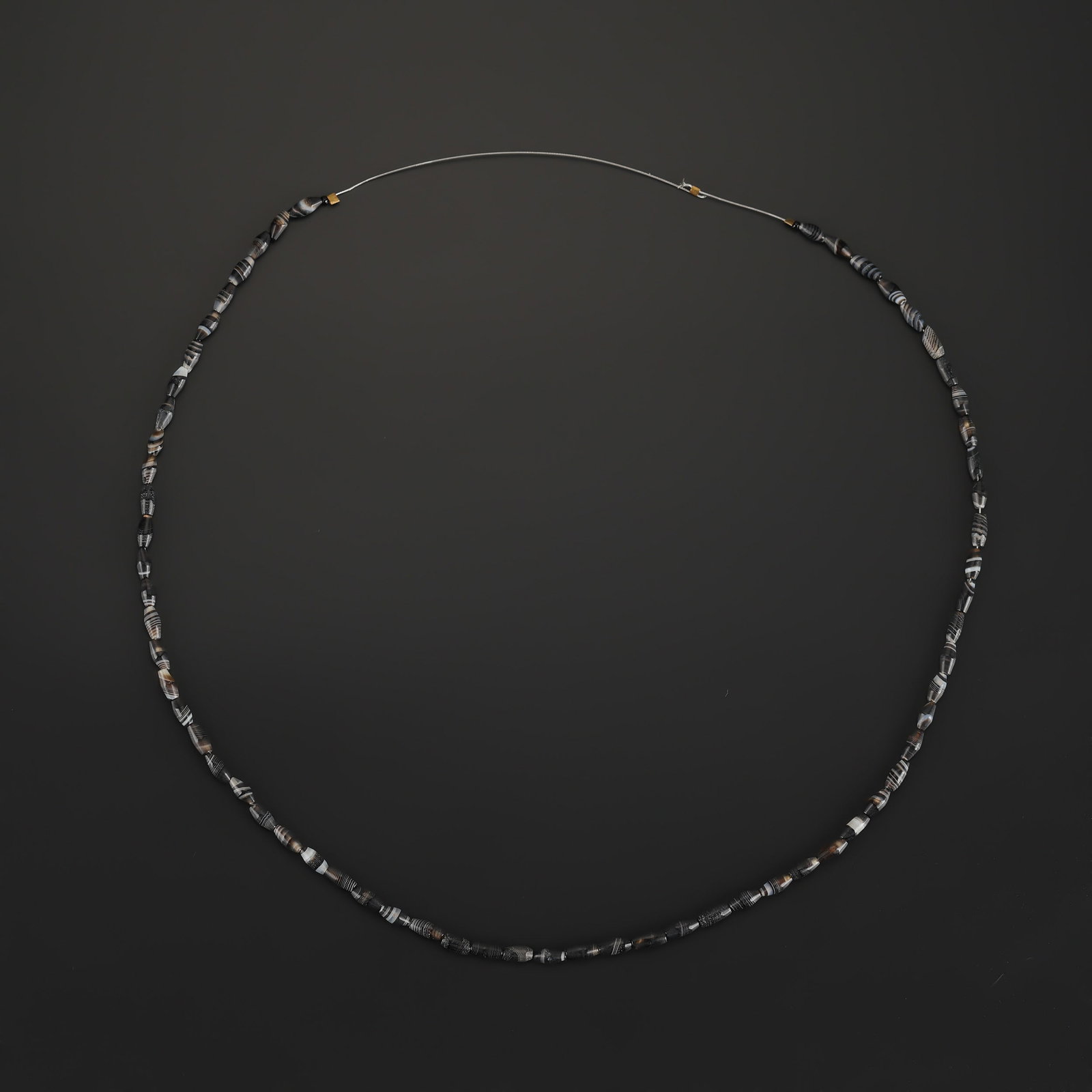 Himalayan Tibetan Natural Suliemani Agate Beads Necklace: Himalayan Tibetan Natural Suliemani Agate Beads Necklace featuring quality craftsmanship and collectible appeal. Suitable for display or collection. Length: 18in Total Weight: 8gram
