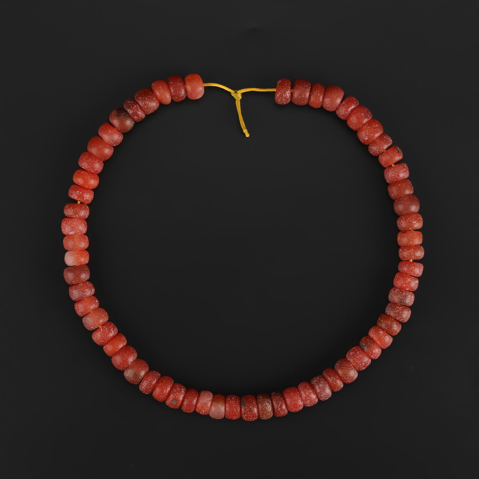 Vintage Red Glass Beads Necklace: Vintage Red Glass Beads Necklace featuring quality craftsmanship and collectible appeal. Suitable for display or collection. Length: 20in Total Weight: 122gram