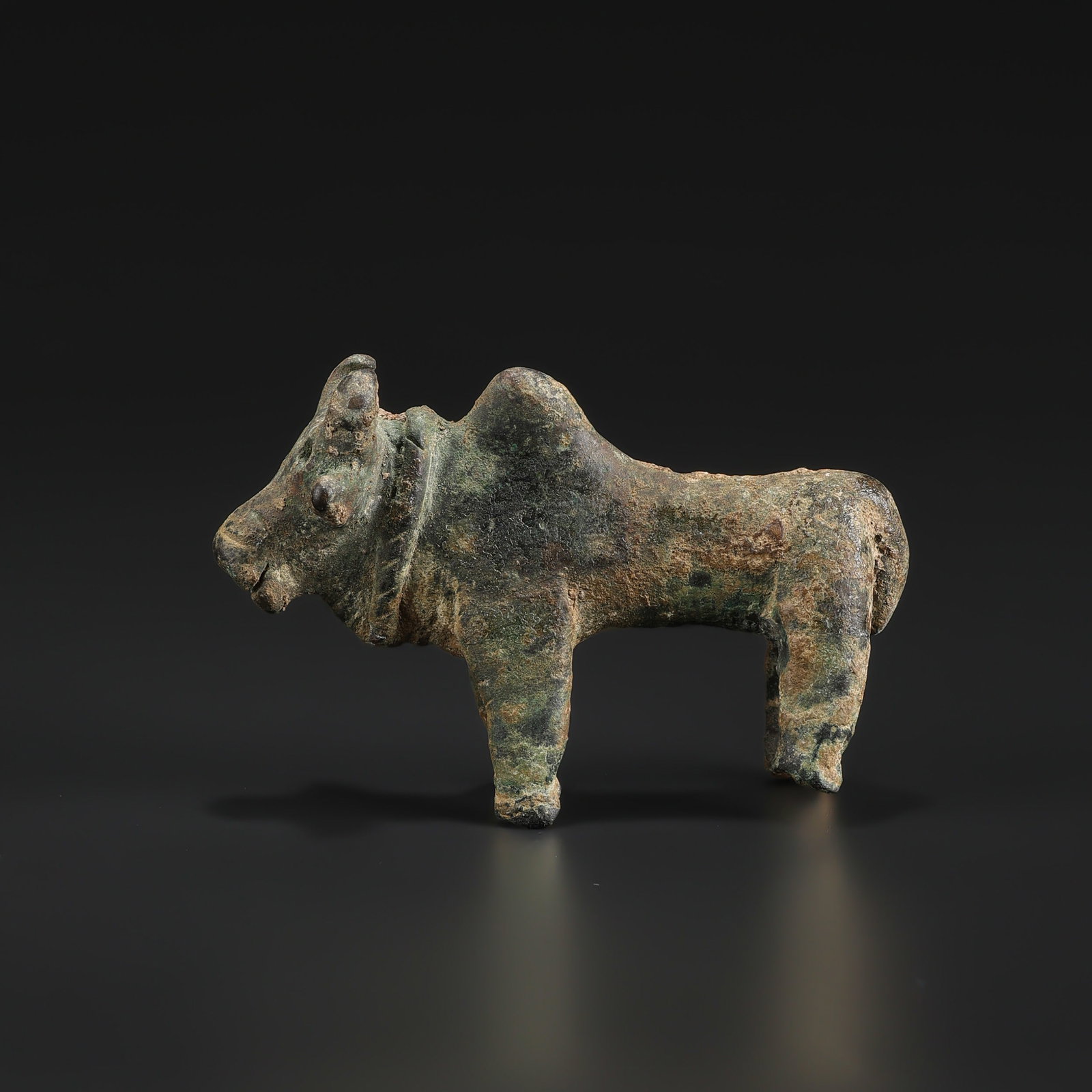 Ancient Near Eastern Bactrian Bronze Bull Figurine (1 of 5)