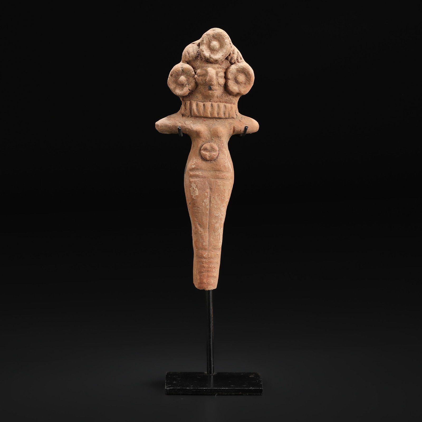 Antique Indus Valley Terracotta Clay Idol: Antique Indus Valley Terracotta Clay Idol featuring quality craftsmanship and collectible appeal. Suitable for display or collection. Size Detail: 5 x 12.5cm Weight: 48gram