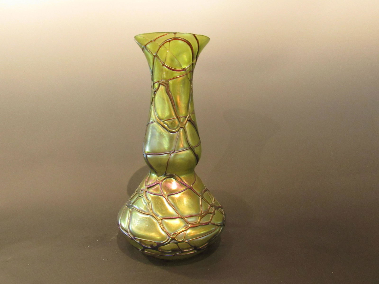 Loetz Threaded Irridescent Green Glass Tall Vase: Loetz Threaded Irridescent Green Glass Tall Vase
