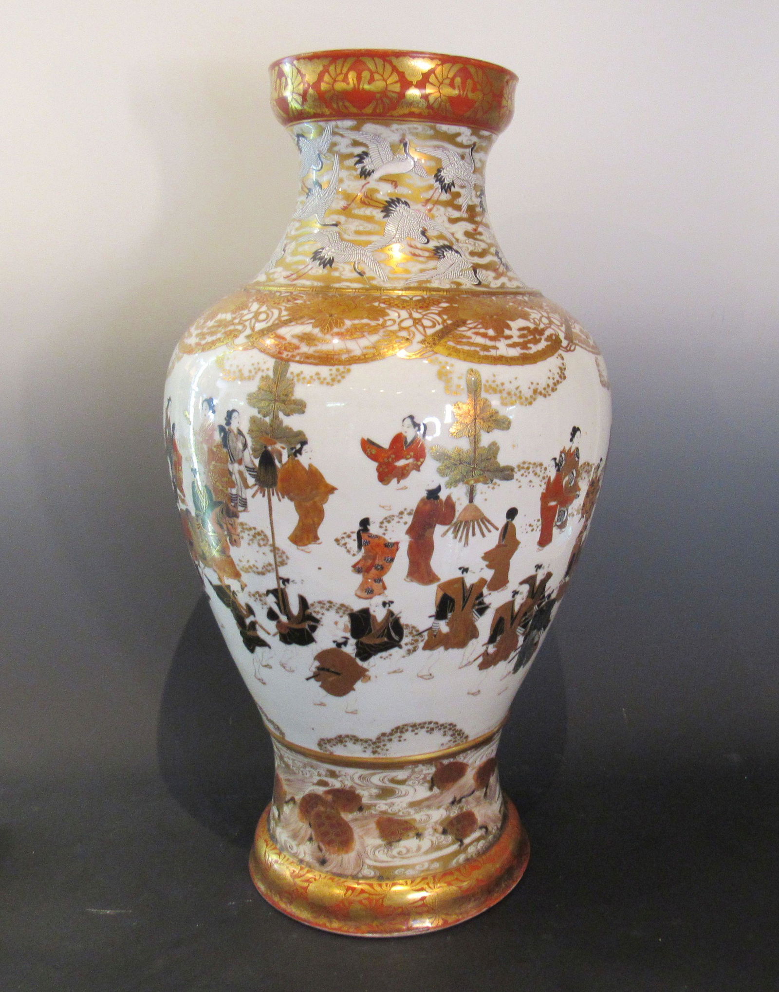 Large Antique Porcelain Satsuma Japanese Vase (1 of 11)