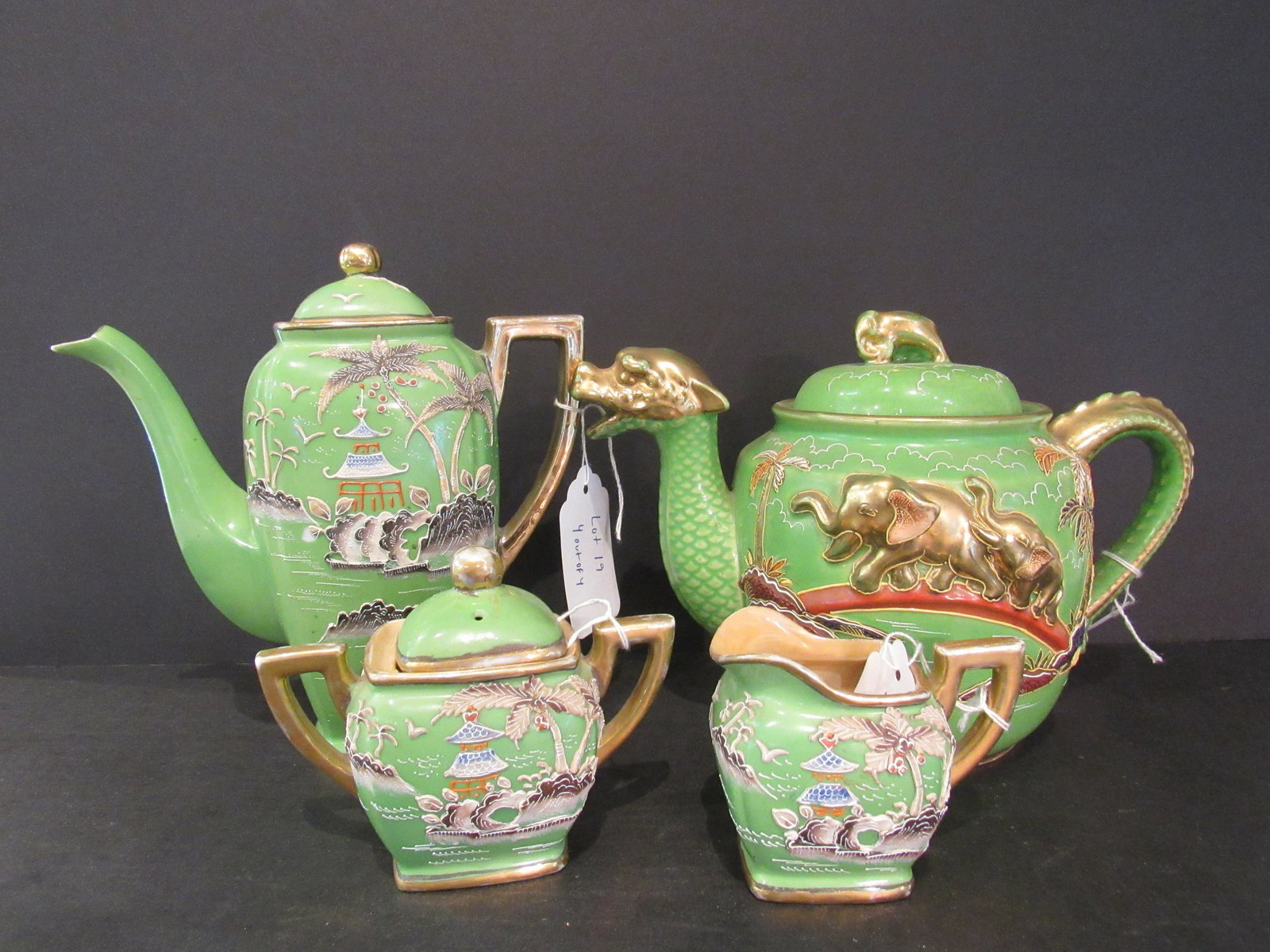 Moriyama Mori-Machi Moriage Japanese Tea Set (1 of 20)