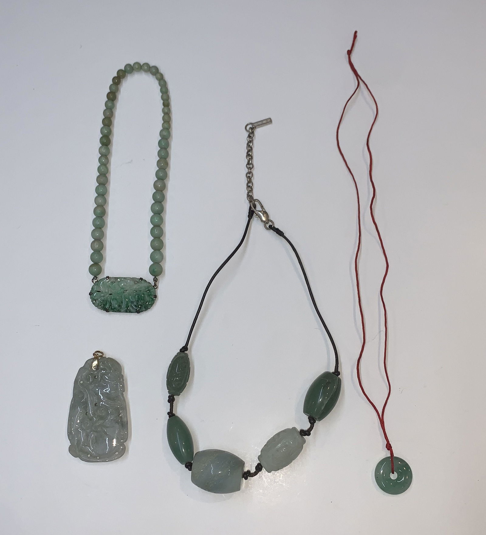 Lot of 4 Chinese Carved Jade Jadeite Jewelry (1 of 2)