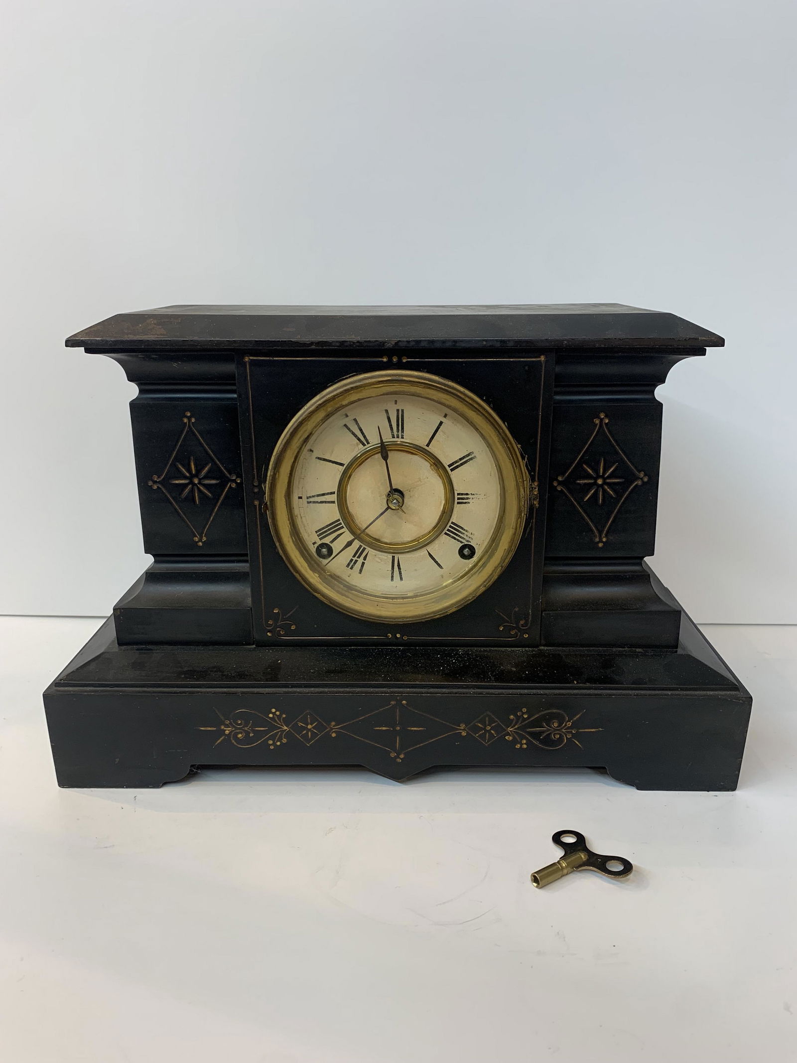 Antique Black Cast Iron Mantle Clock (1 of 9)