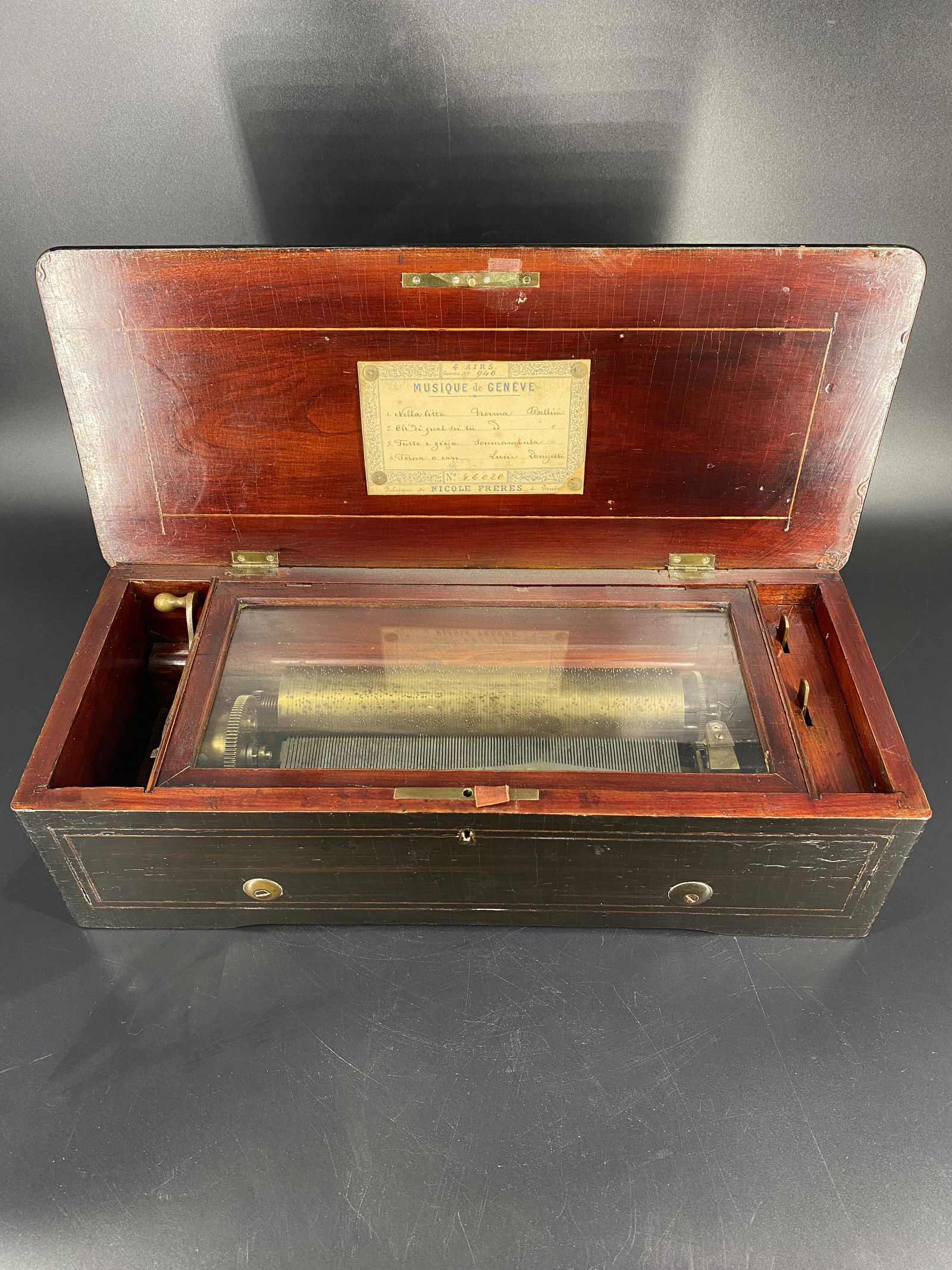 Antique Cylinder Wooden Music Box Nicole Freres (1 of 12)