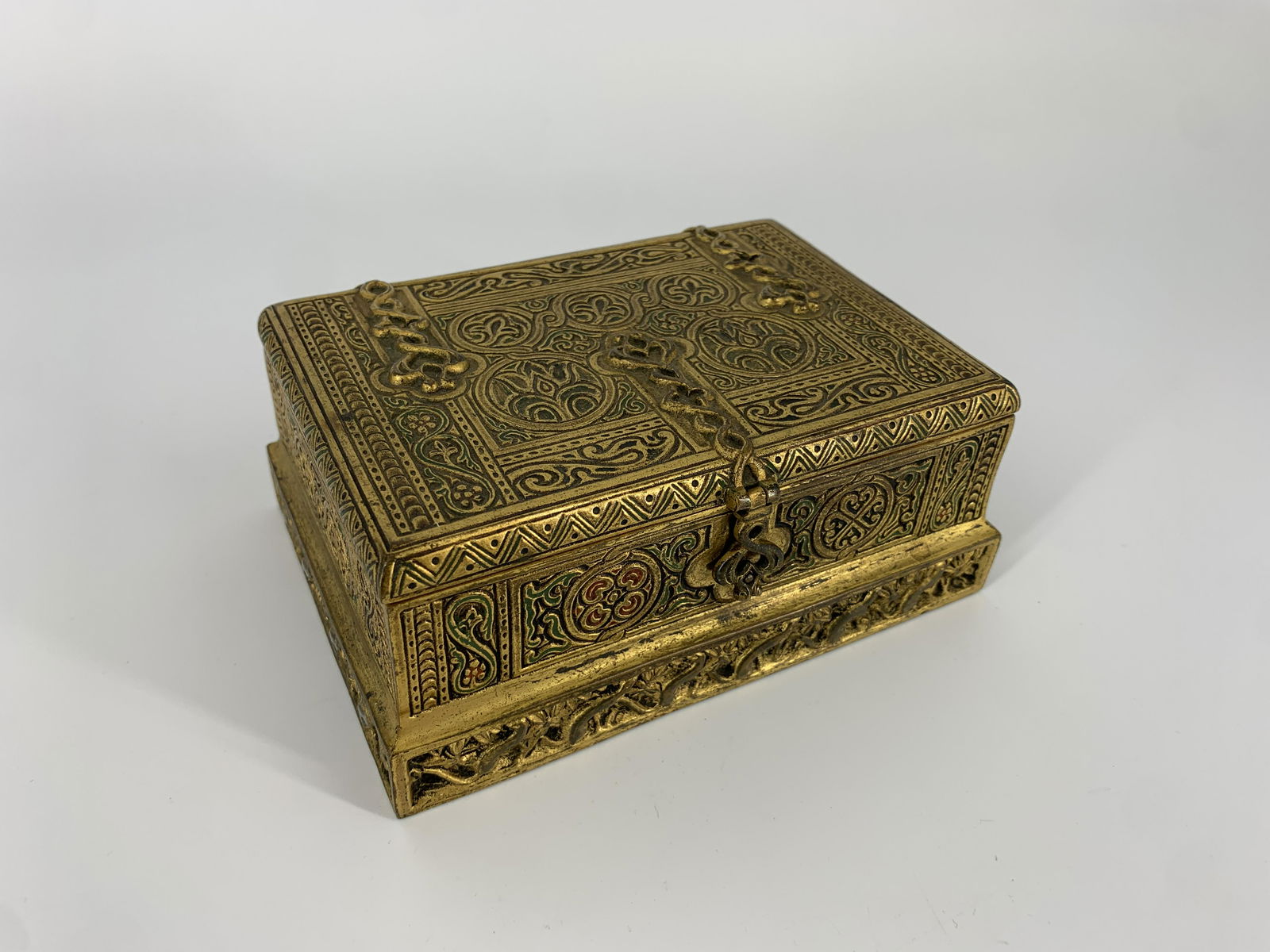 Tiffany Studios NY (1902 â€“ 1932), Gilt Bronze Cigarette Box In Venetian Pattern #1680 (1 of 11)