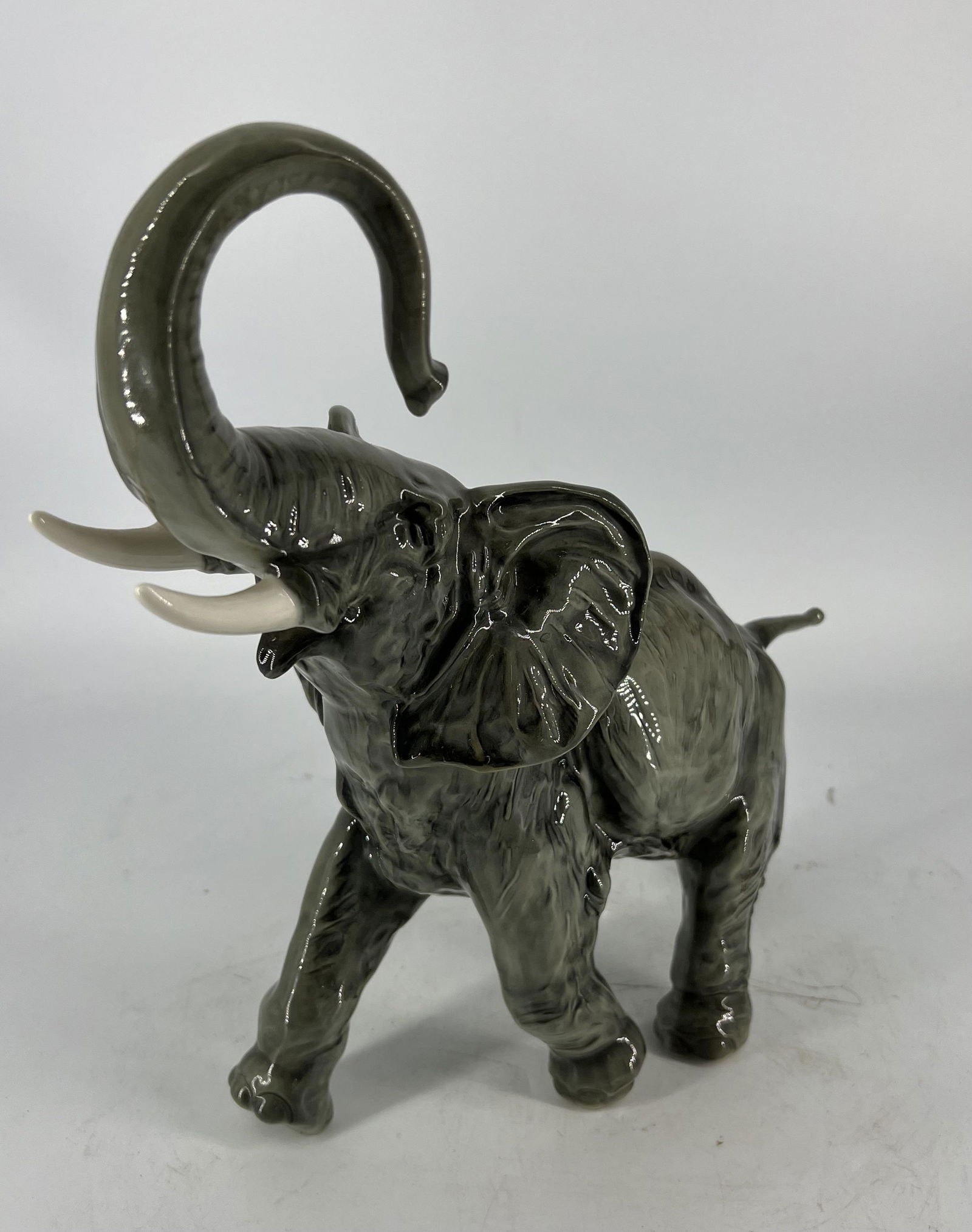 Vintage Hutschenreuther Porcelain Large Elephant Sculpture (1 of 8)