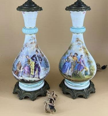 Pair of Antique Porcelain Hand Painted Courting Scene & Cherubs Lamps (1 of 8)