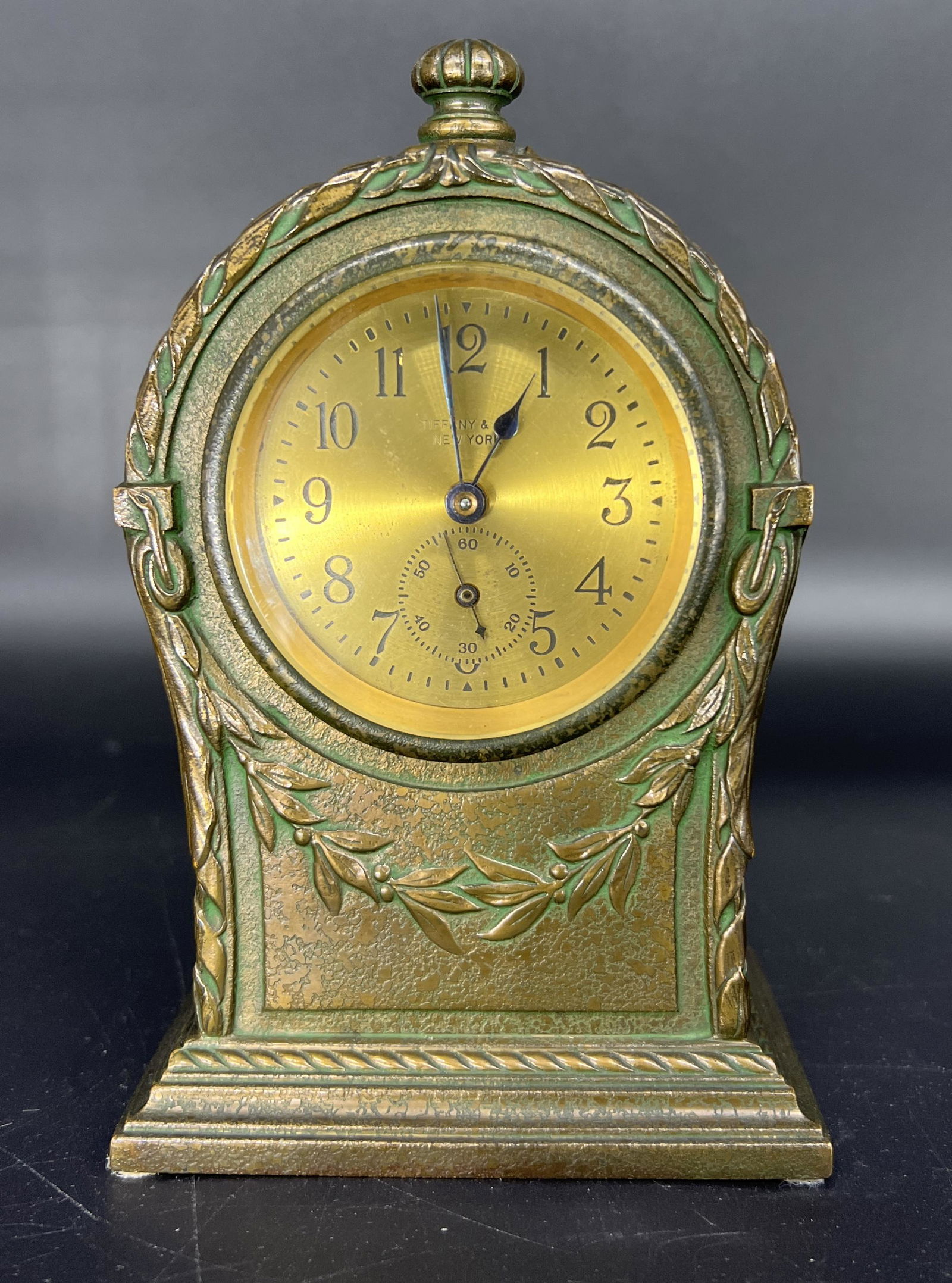 Antique Early 20th Century Tiffany Studios  Clock New York 1832 (1 of 10)