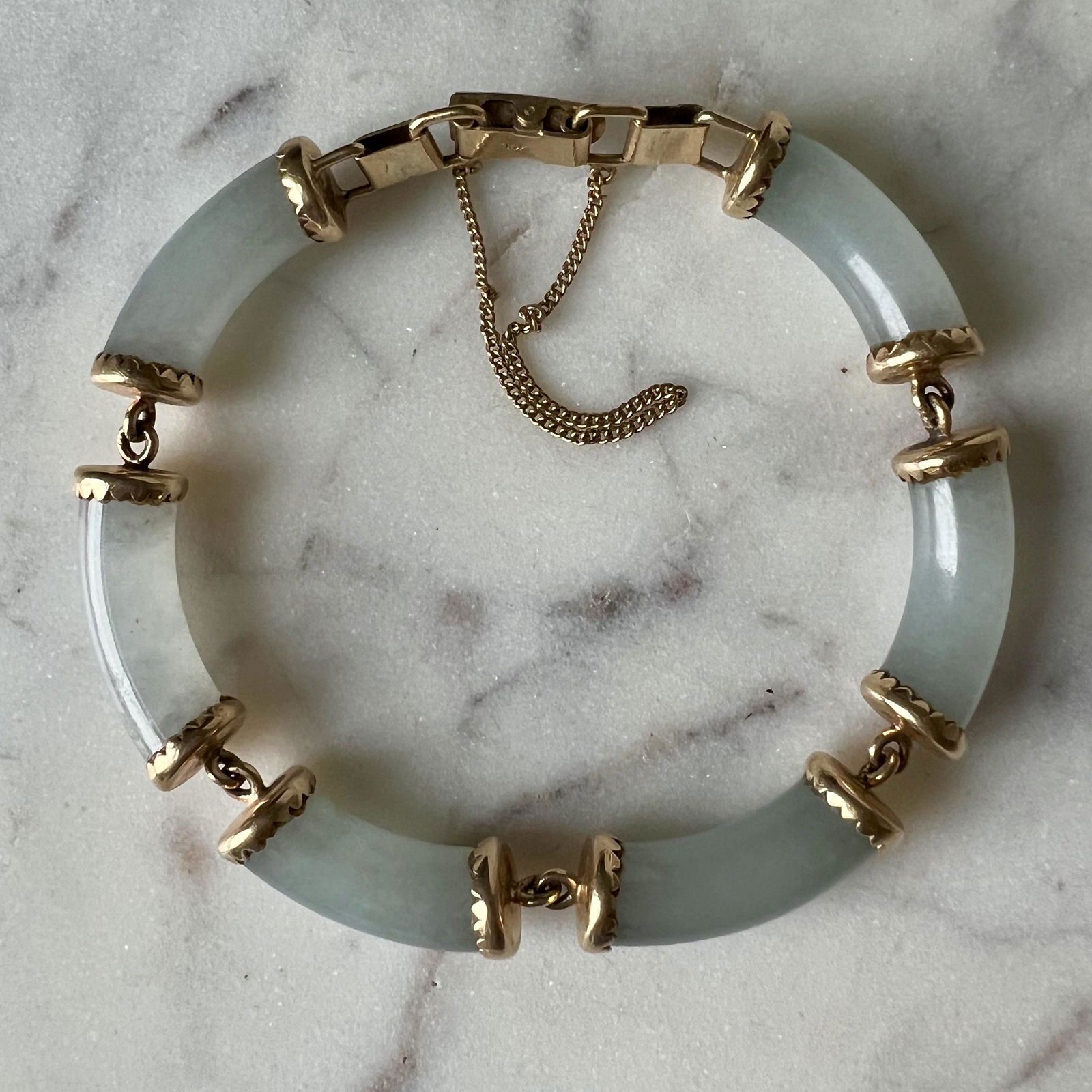 Vintage 14k Yellow Gold and Light Green Jade Bracelet (1 of 6)