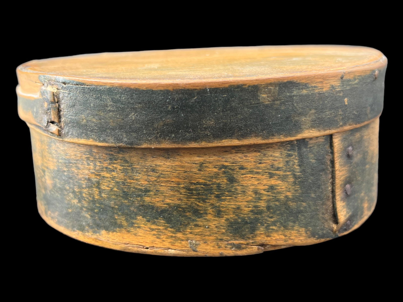 Antique Primitive Wooden Shaker Pantry Box: Antique Primitive Lidded Wooden Shaker Pantry Box. Painted black or very dark green. Bentwood. Milk paint. Size: 2.5" x 6". Folk art.