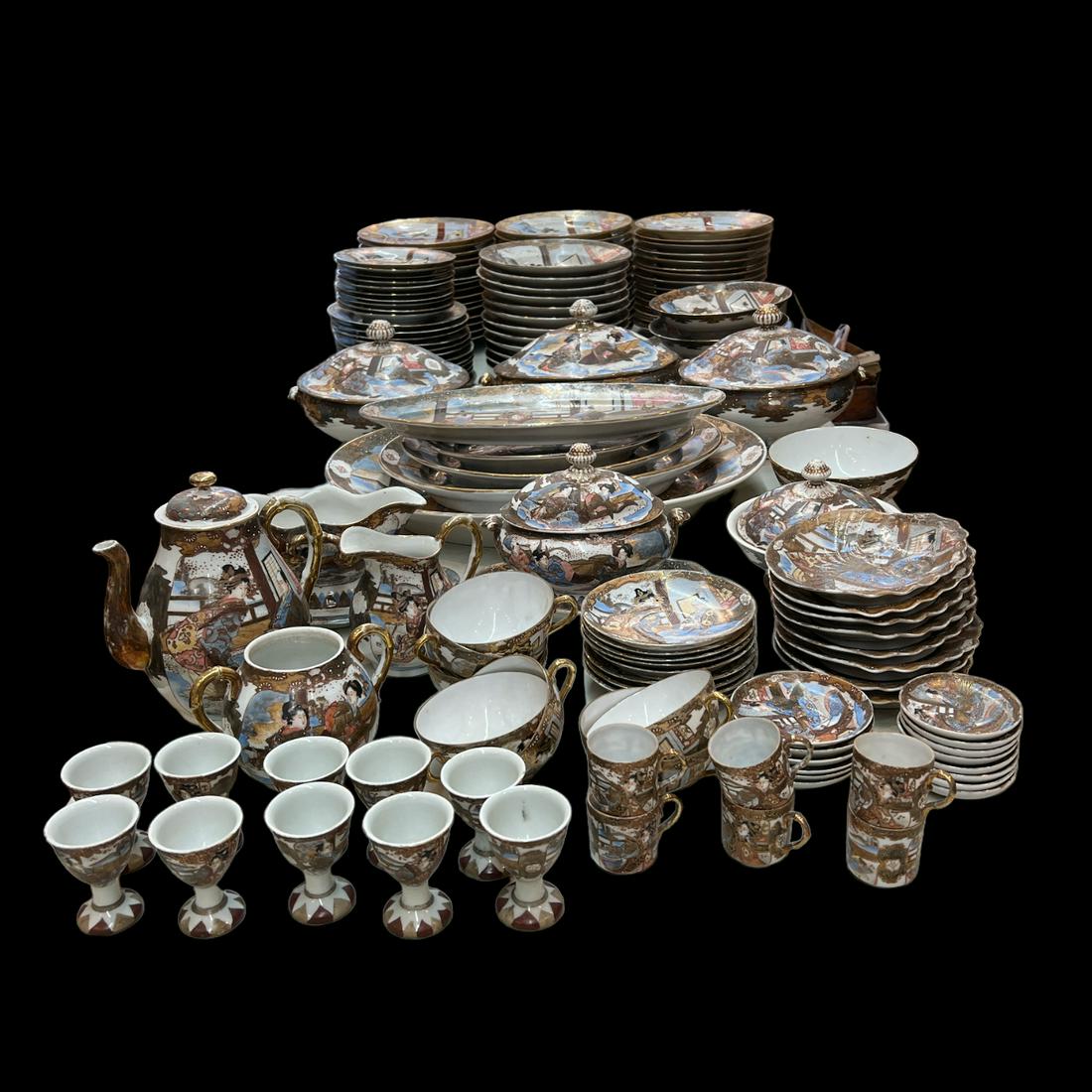 Antique Japanese Satsuma Oriental Porcelain 153 Piece Dinner Set: Antique oriental porcelain dinner set. Includes (46) Dinner Plates (8.5"), (1) Platter (13.5 x 20"), (1) Platter (10.75 x 15.75"), (1) Platter (9.25" x 13.25"), (1) Platter (7.75" x 11.25"), (1) Platt