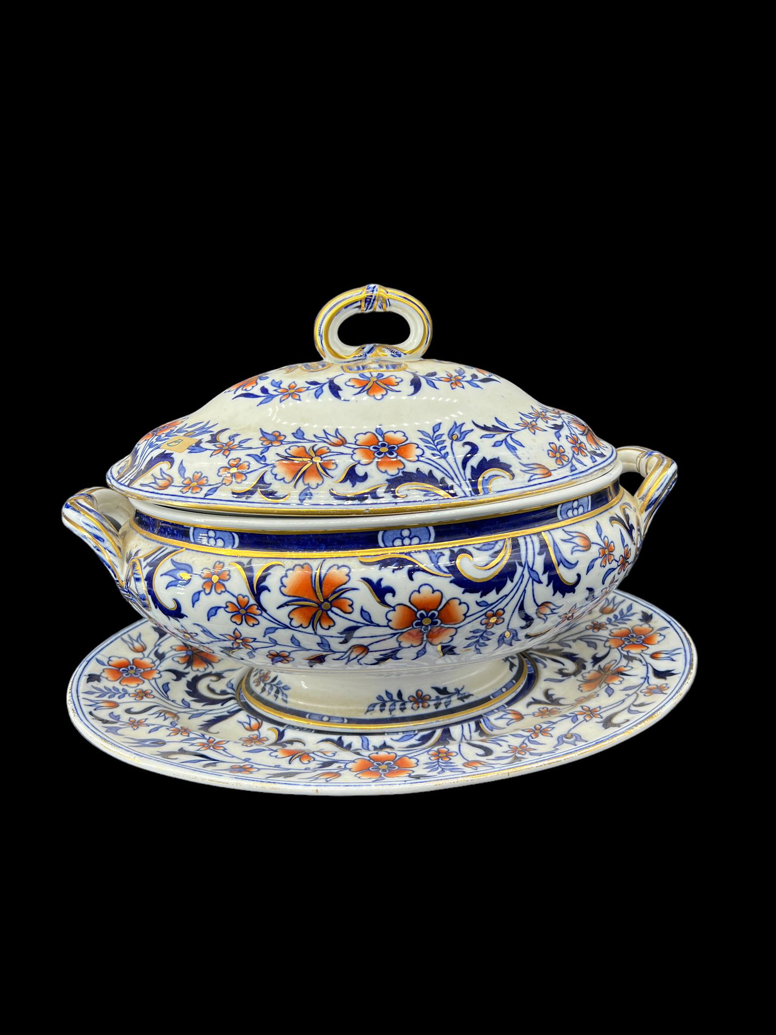 Antique Minton's Eagle Japan Soup Tureen With Underplate: Antique Minton's Eagle Japan Soup Tureen With Platter. Signed and stamped on the bottom. Underplate: 15" x 11.5", Tureen Size: 14.25" x 9.5".