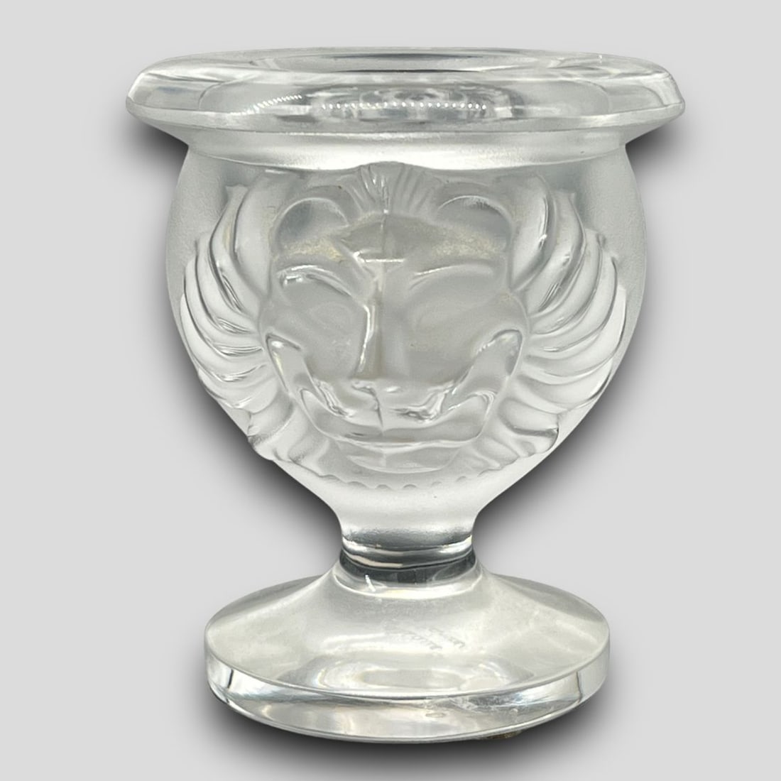 Antique Lalique France Frosted Glass Lion Mane Cigarette Holder: Antique Lalique France Frosted Glass Lion Mane Cigarette Holder. No chips or cracks. Signed on the base.