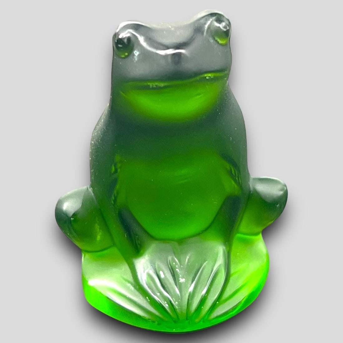 Antique Lalique France Crystal Glass Green Frog Figurine (1 of 4)