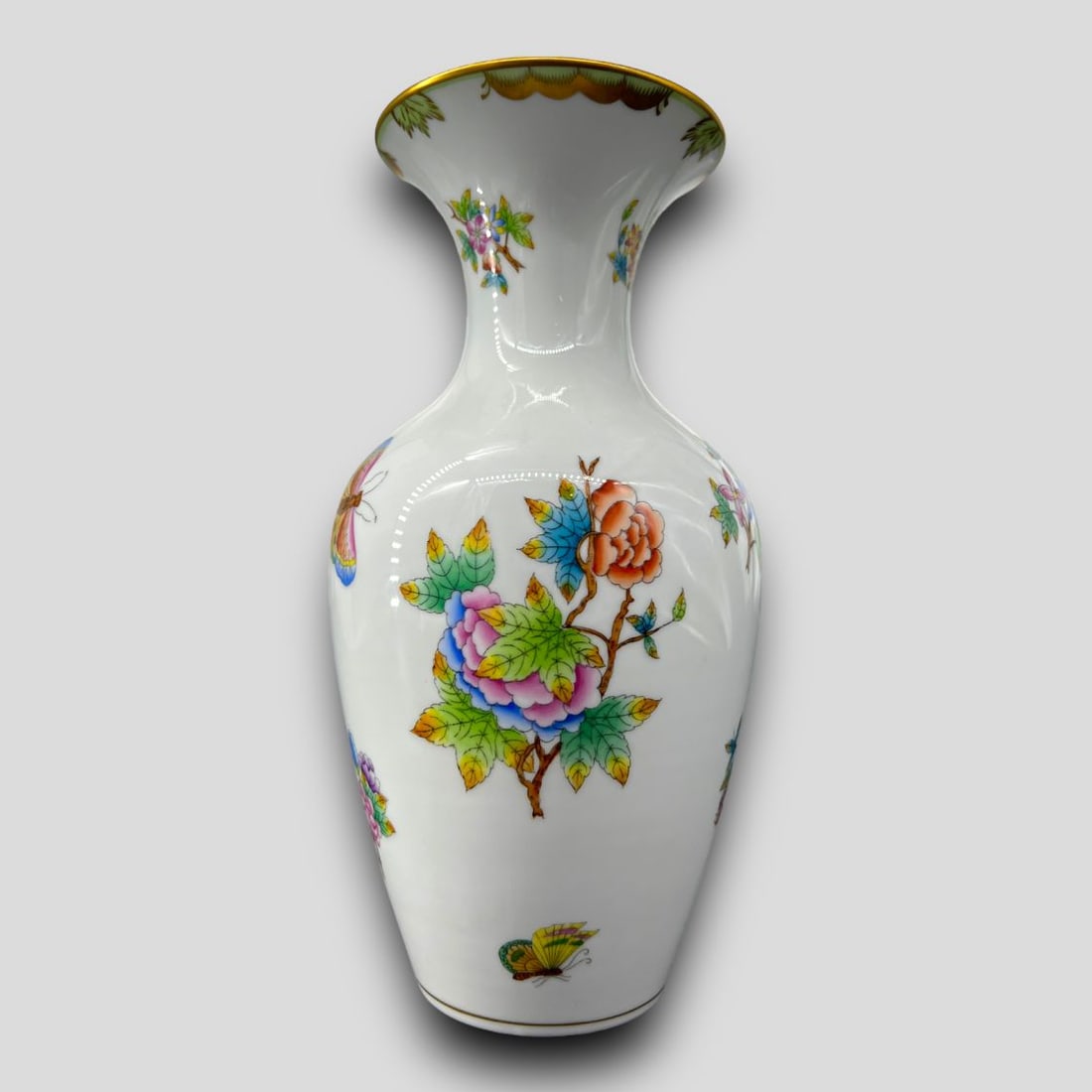 Antique Herend Hungary Queen Victoria Floral Gilded Porcelain Vase: Antique Herend Hungary Queen Victoria Floral Gilded Vase. Signed on bottom. Hand painted. No chips or cracks.