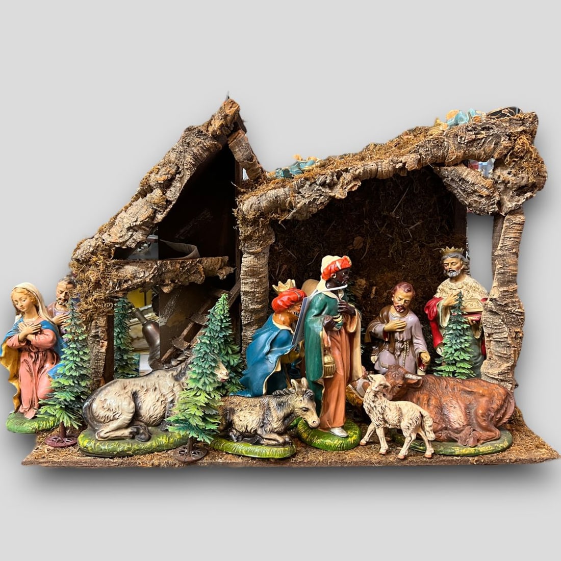 Vintage Italian Large Nativity Scene (1 of 11)