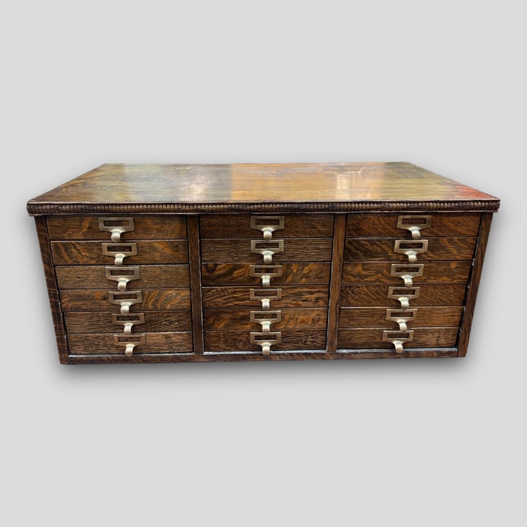 Antique 18 Drawer Oak Chest (1 of 7)