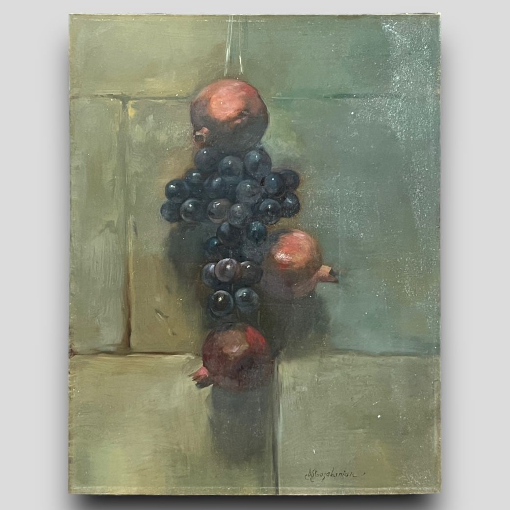 Fruit Still Life Levon Mnazakanian (Armenian, 1923-2019) Oil Painting: Armenian Still Life Levon Mnazakanian (Armenian, 1923-2019) Oil Painting on Board. Signed on the bottom right. Approximate size: 20'' x 16''
