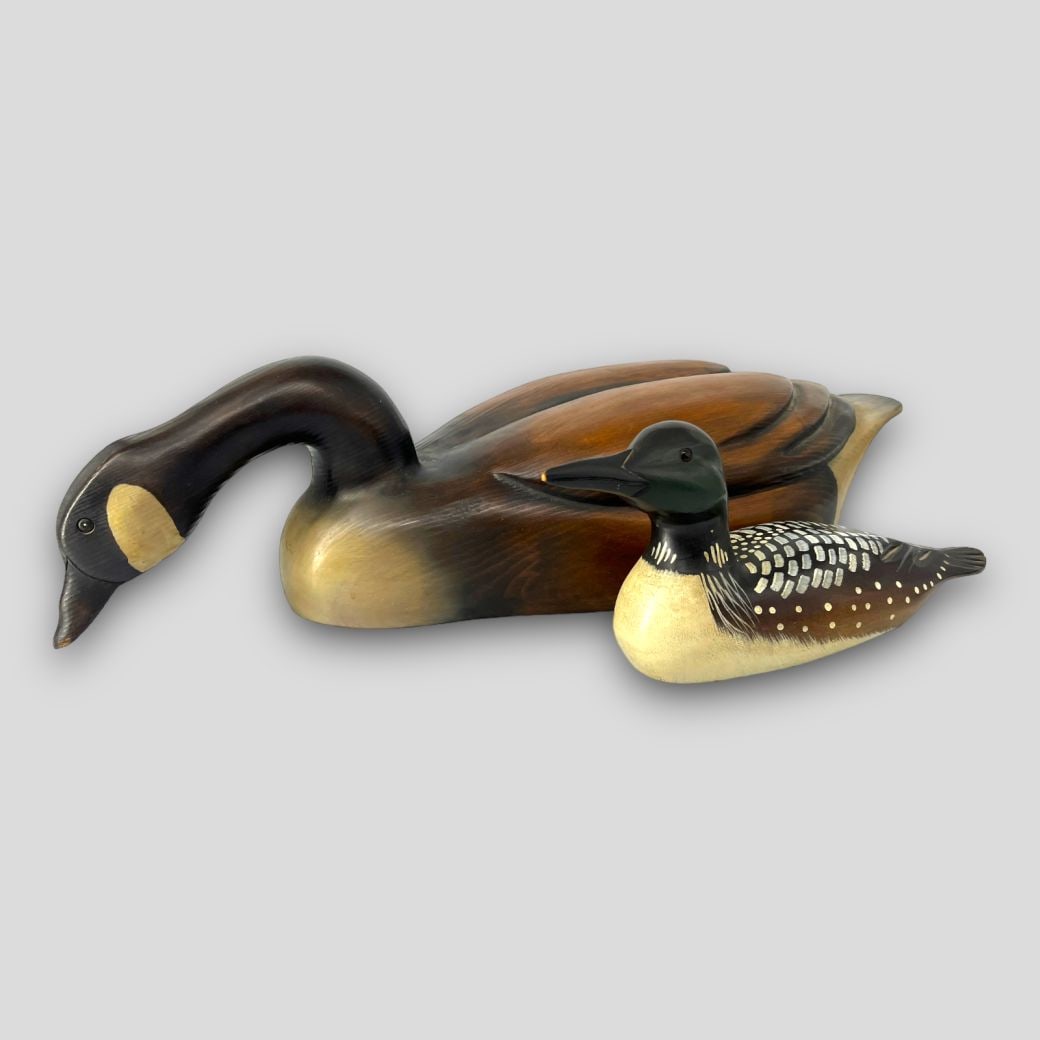 Lot of 2 Vintage Carved Wooden Duck / Goose Decoys (1 of 13)