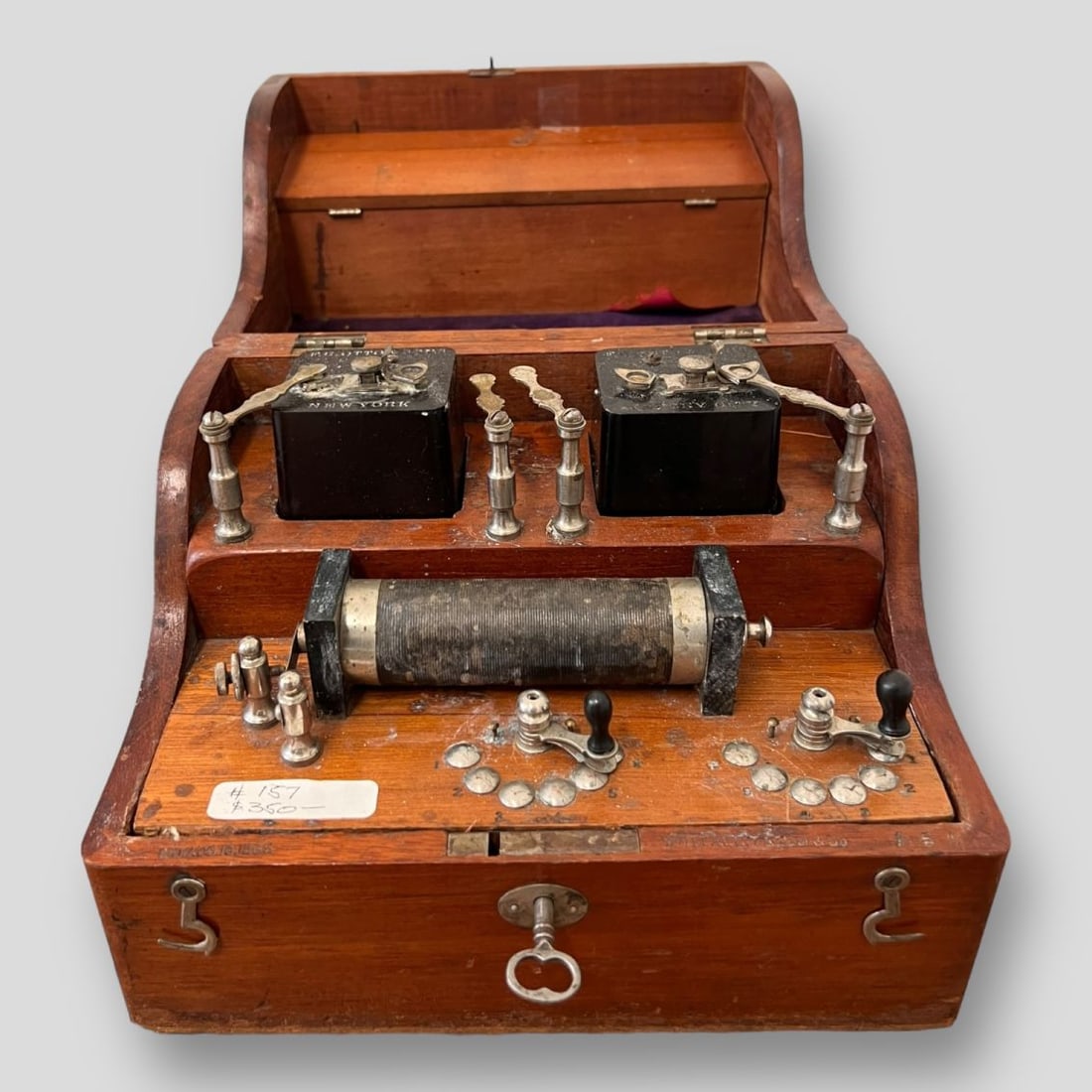 F.G. OTTO & SONS New York Manhattan Battery Quack Device (1 of 5)