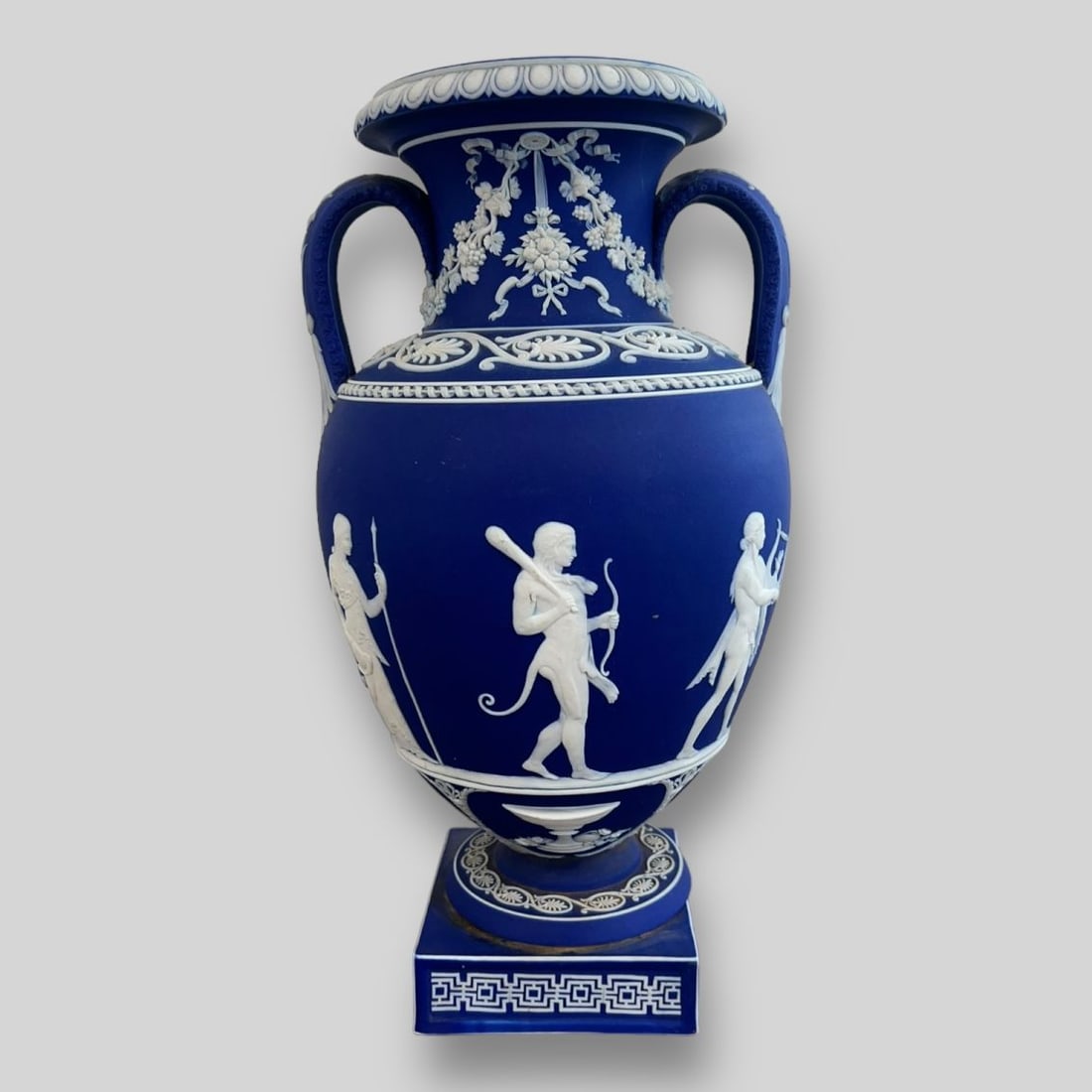 Antique XIX c. Wedgwood England Cobalt Blue Jasperware Vase No.439 (1 of 10)