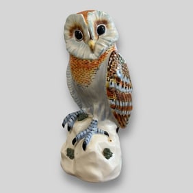 Vintage Mottahedeh Design Owl Porcelain Figurine