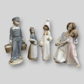 Lot of 4 Lladro Spain Porcelain Figurines