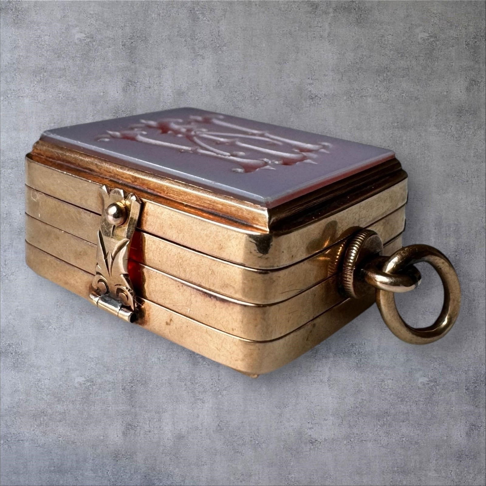 Antique Victorian 14K Yellow Gold Locket/Pendant (1 of 9)