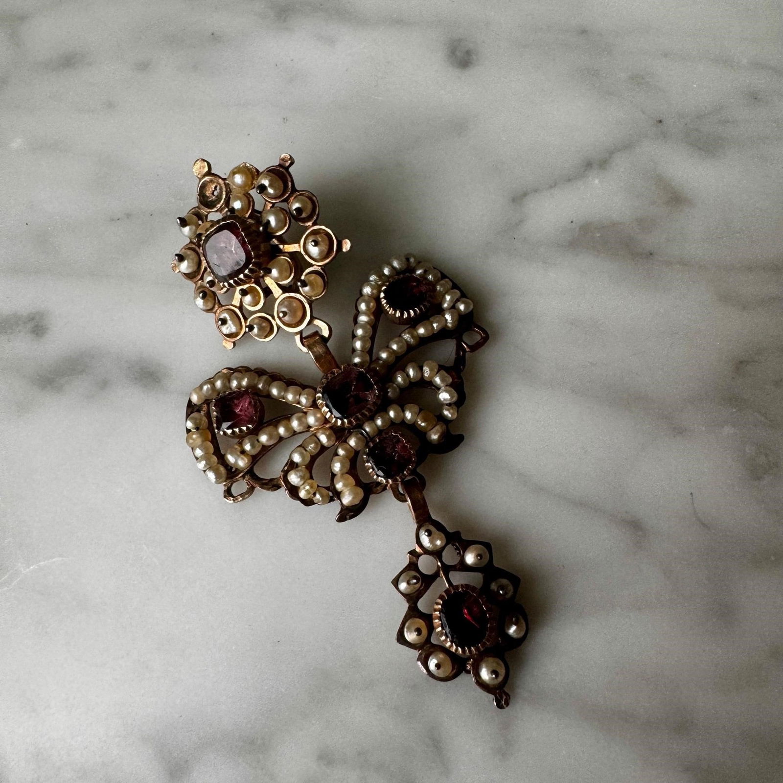Antique 10K Gold Seed Pearl Bow Pendant (1 of 6)
