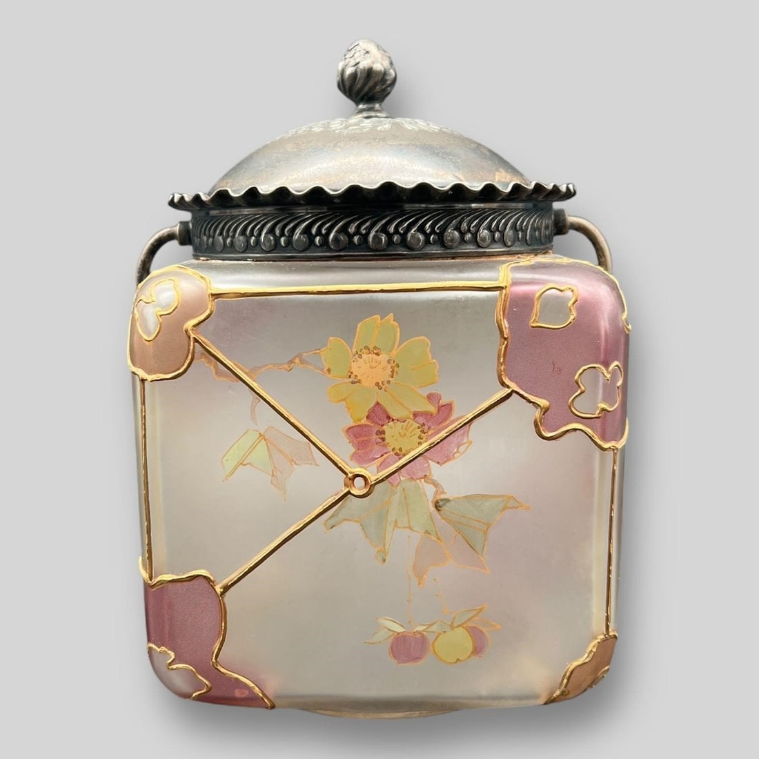 Mt. Washington Royal Flemish Cracker Bisquit Jar (1 of 10)