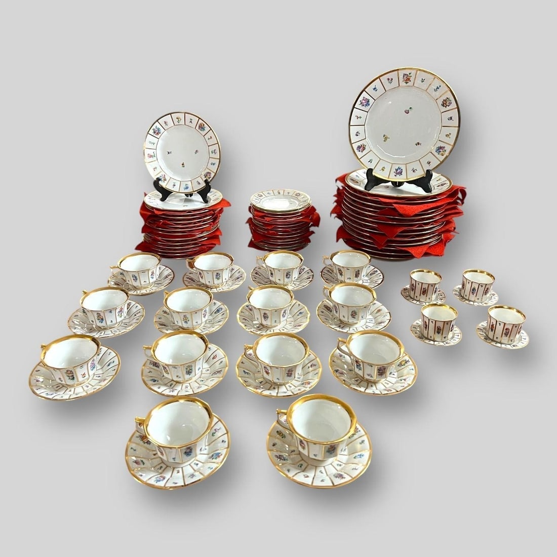 Royal Copenhagen 'Henriette' Porcelain lot (1 of 10)