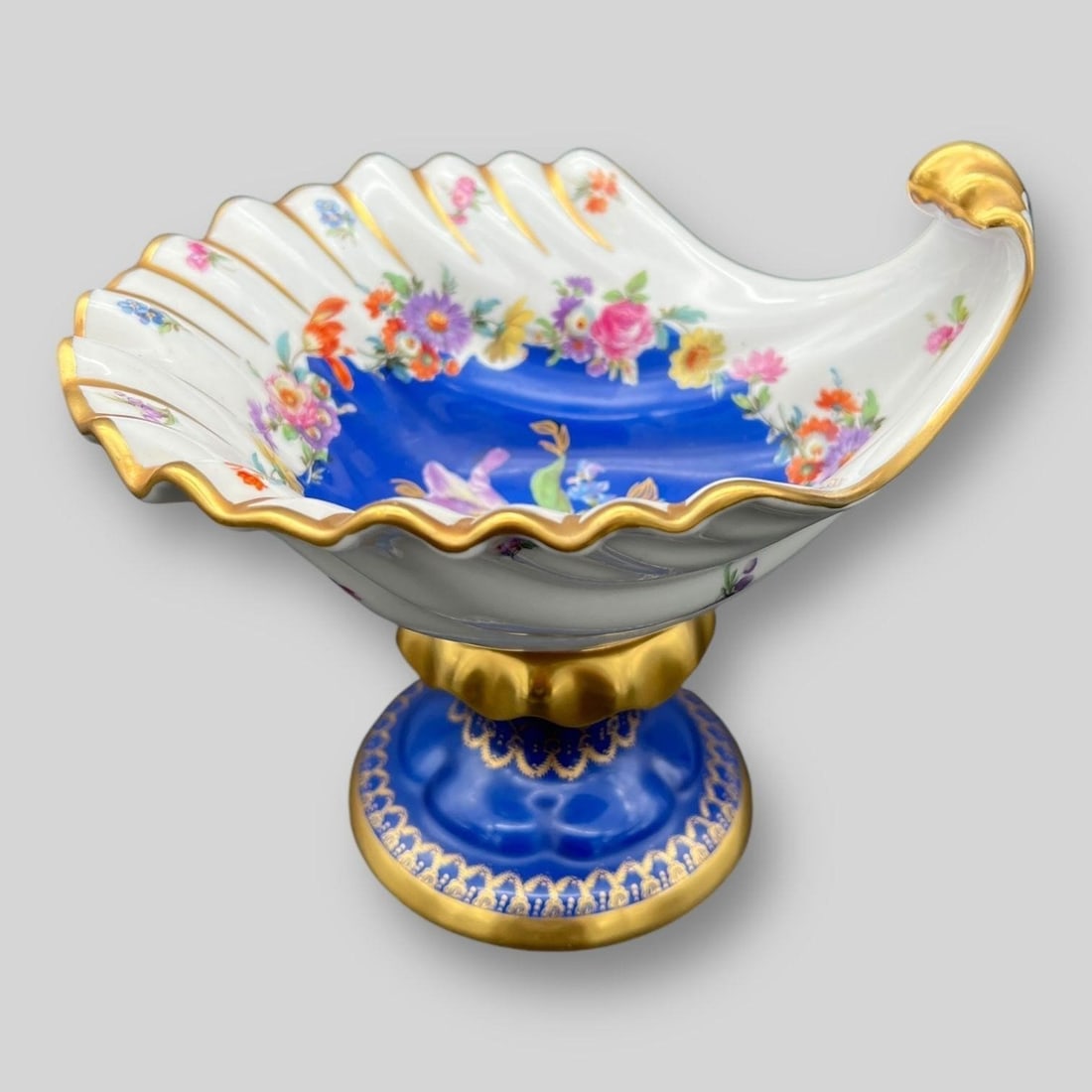 French Sevres Porcelain Shell Form Compote Bowl (1 of 9)