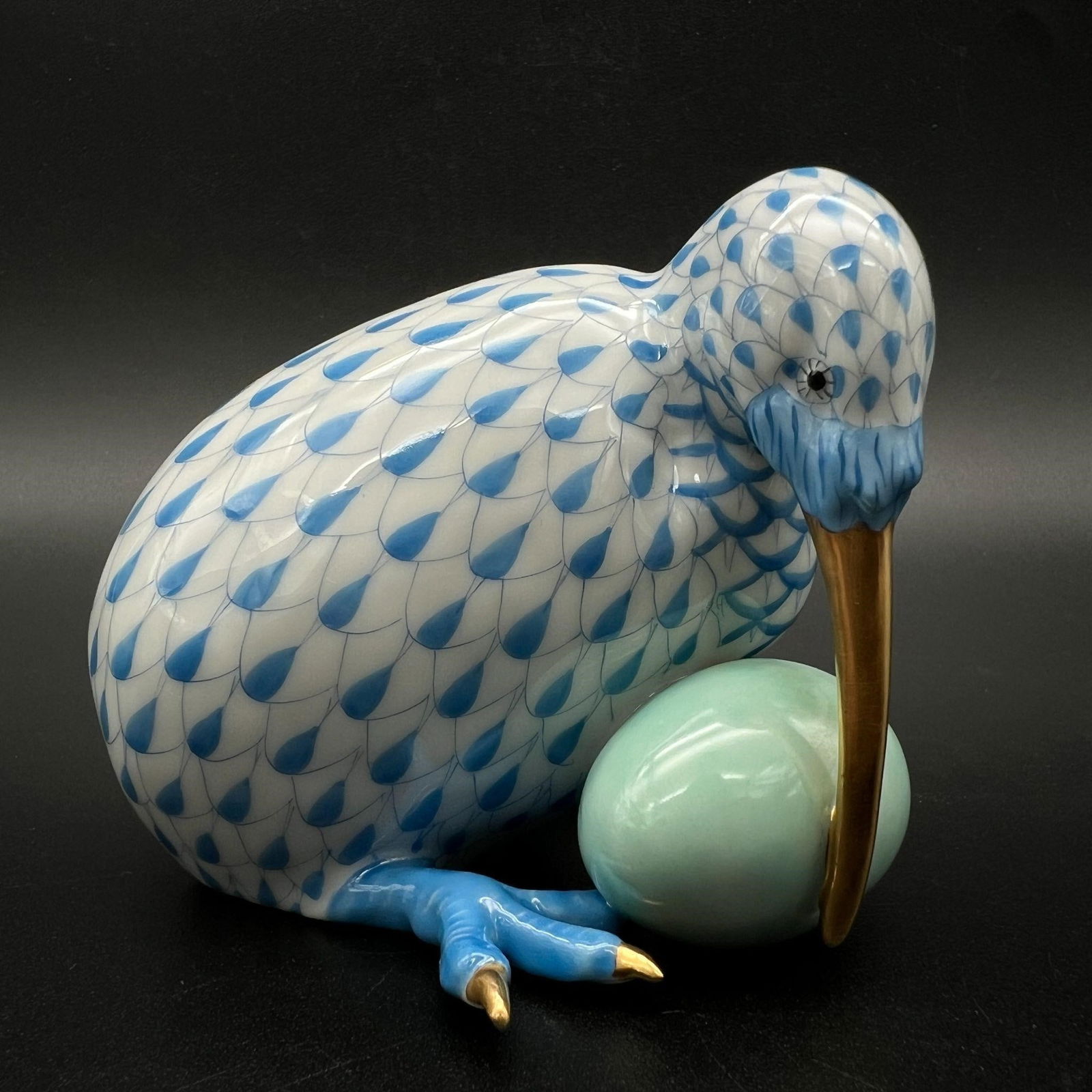 Herend Porcelain Fishnet Kiwi Bird & Egg Figurine (1 of 7)