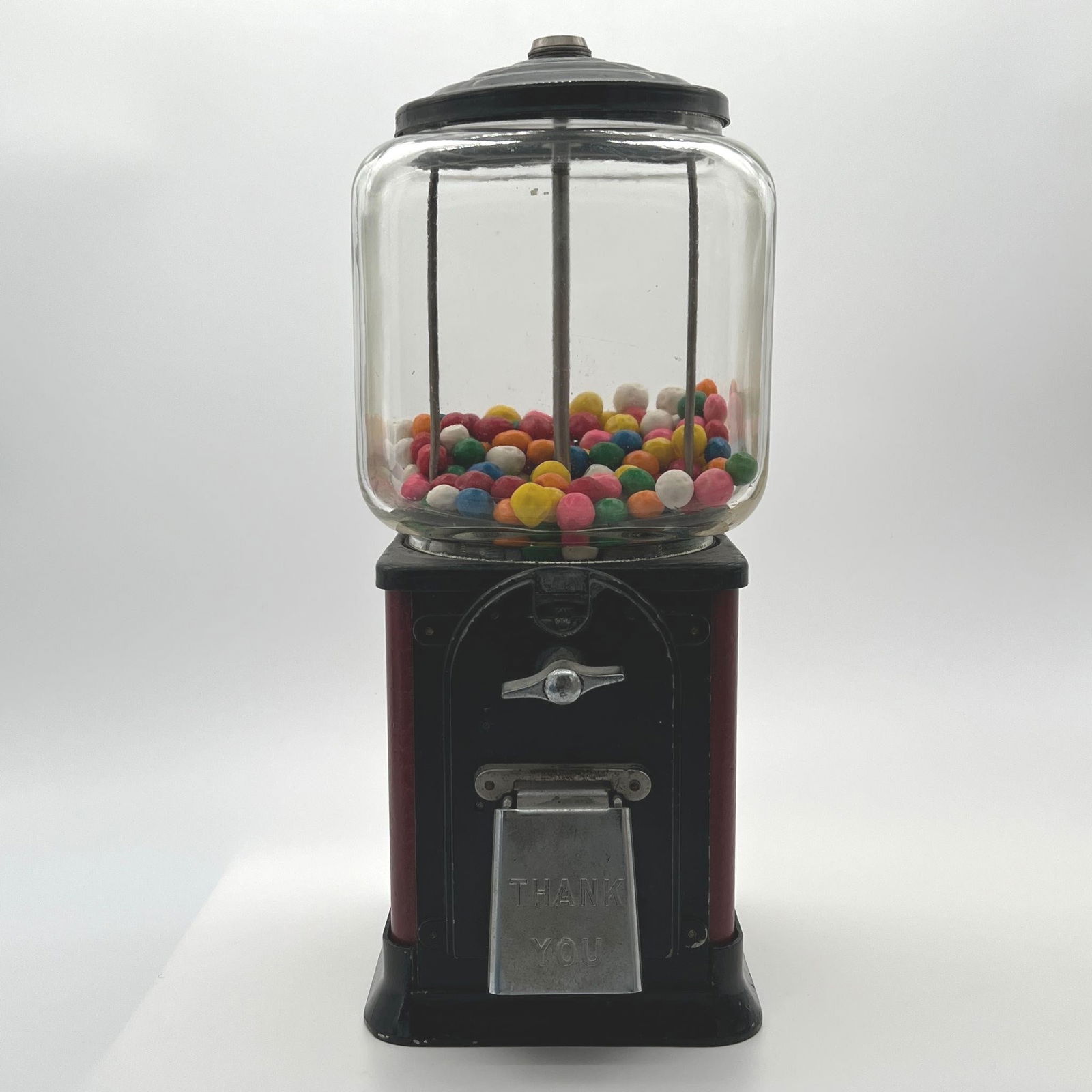 Vintage Coin Operated Vendor Gumball Machine (1 of 6)