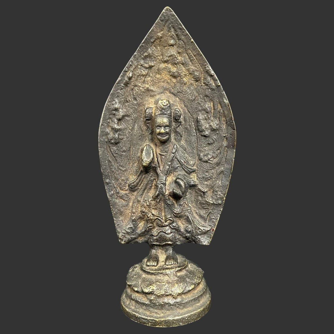 Antique Bronze Statue of Bodhisattva Buddhism: Antique Bronze Statue of Bodhisattva Buddhism. This piece is unsigned. Approximate dimensions (in): Buyer pays shipping cost. We provide in-house shipping for some of the items. Our shipping quote is 