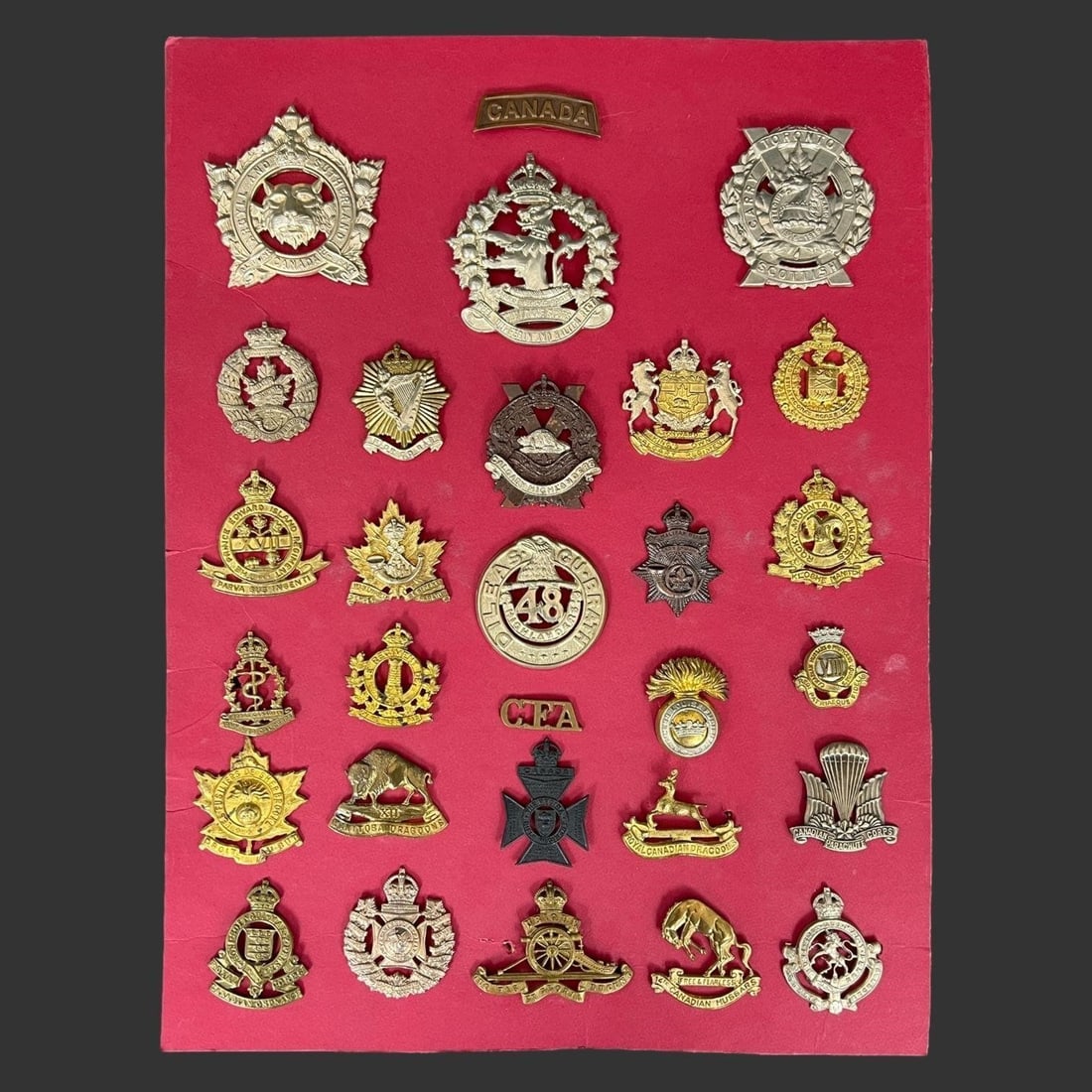 Lot of 29 Canadian Military Cap Badges (1 of 6)