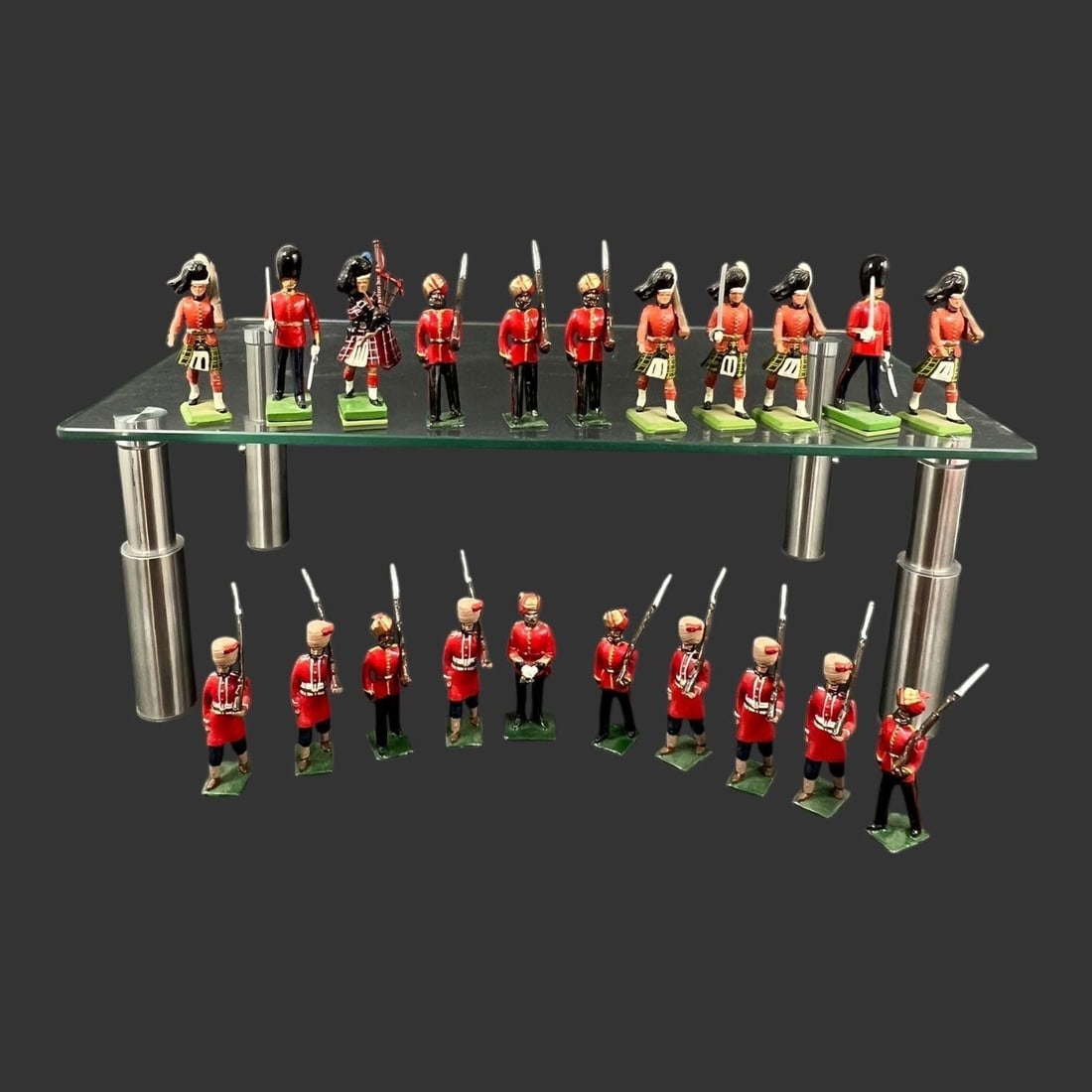 Lot of 21 Mixed Miniature Metal Toy Soldiers (1 of 8)