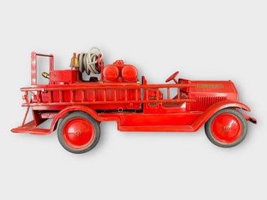 Sturditoy Pressed Steel Pumper No.7 Toy Fire Truck 25 in.
