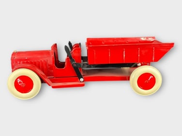 Vintage 1920s Structo Pressed Steel Red Dump Truck