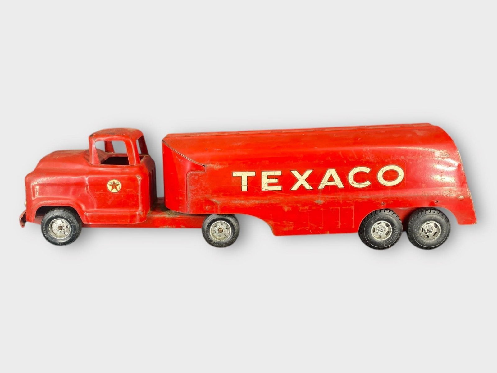 Red Buddy L Texaco Pressed Steel Tanker Truck: Red Buddy L Texaco Pressed Steel Tanker Truck . Approx. Dimensions (in): 23.5 x 6 x 5.5