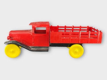 Wyandotte Pressed Steel Farm Stake Truck