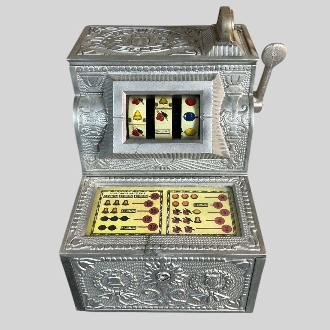 Mills 5 Cent Puritan Bell Trade Stimulator 1920s (1 of 7)