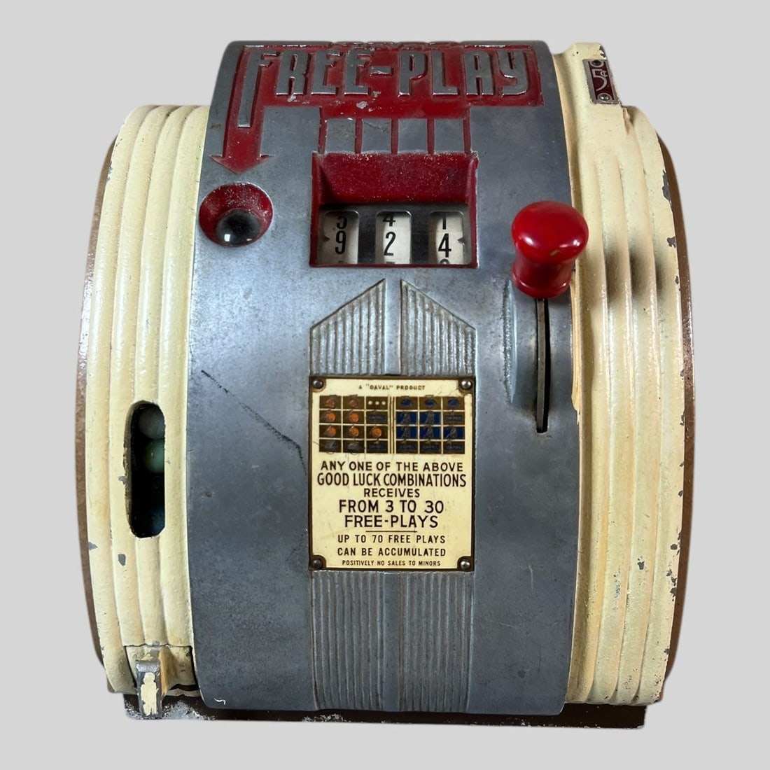 Daval Free-Play 5 Cent Slot Machine (1 of 8)