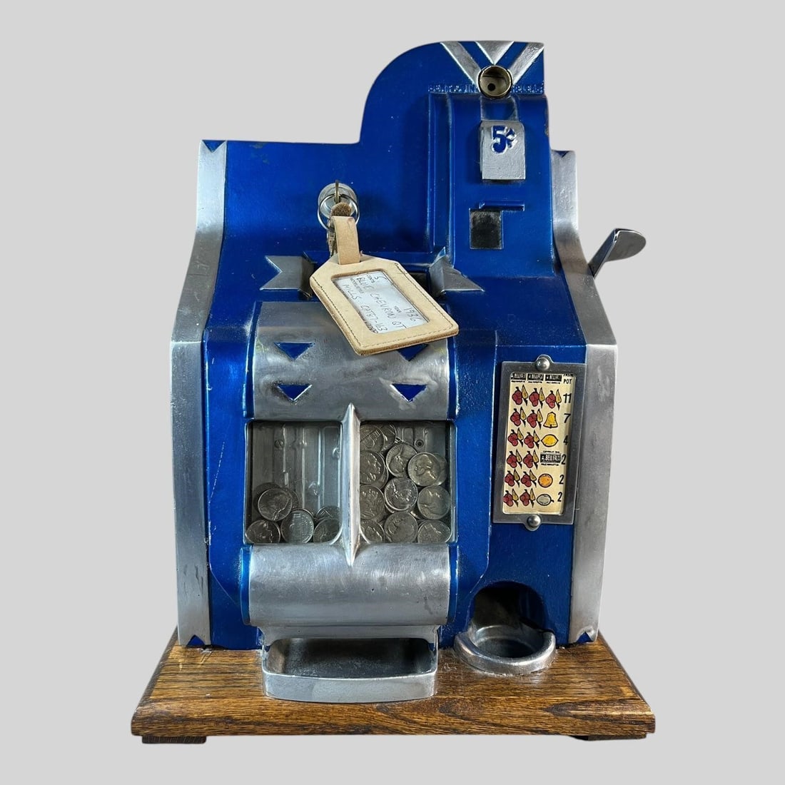 Mills Novelty 5C QT Chevron Slot Machine W/Key (1 of 7)