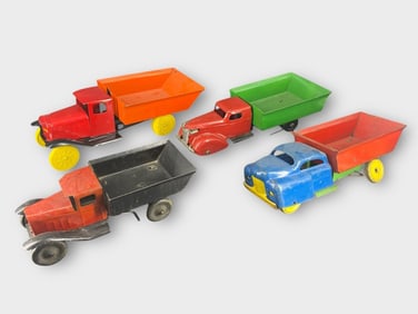 4 Wyandotte Pressed Steel Toy Construction Trucks