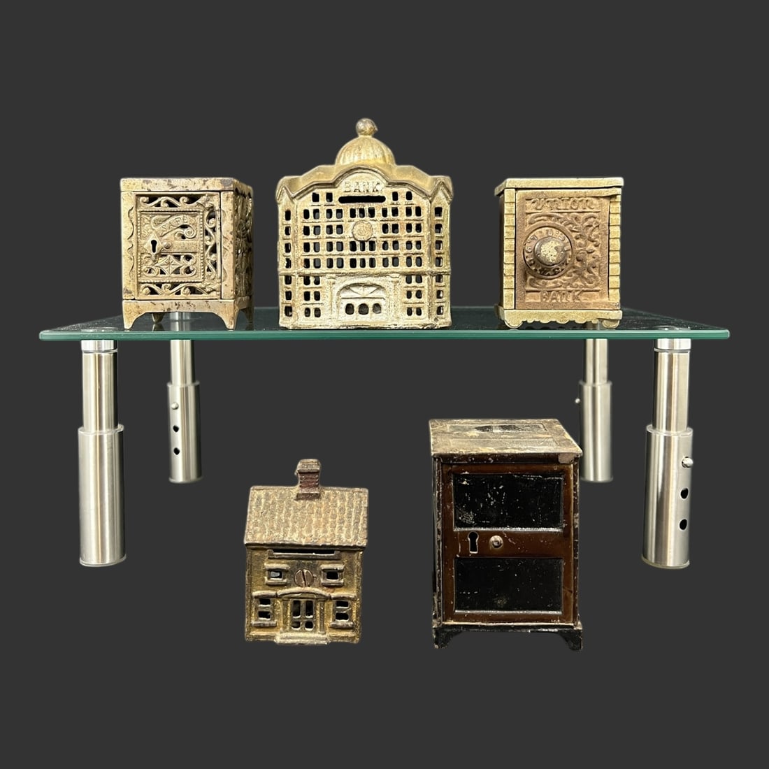 Vintage Lot of 5 Cast Iron Coin Banks (1 of 6)