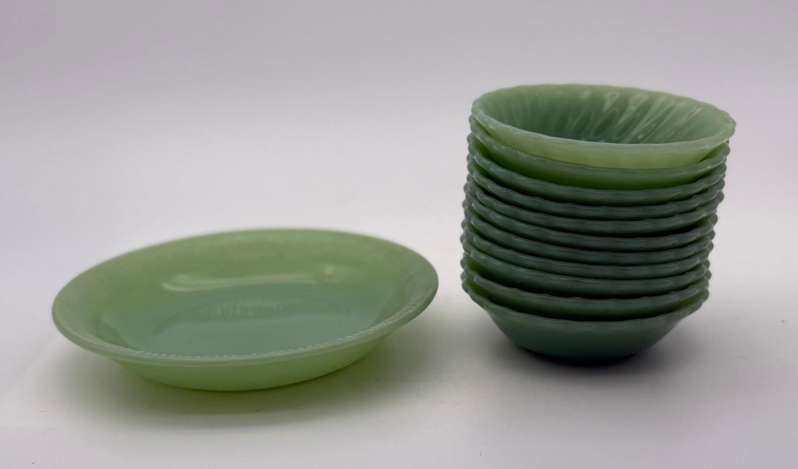 Lot of Anchor Hocking & Fire King Made in USA (1 of 6)