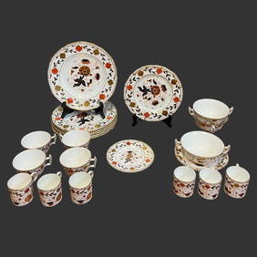 Royal Crown Derby 'Asian Rose' Porcelain Set (1 of 10)